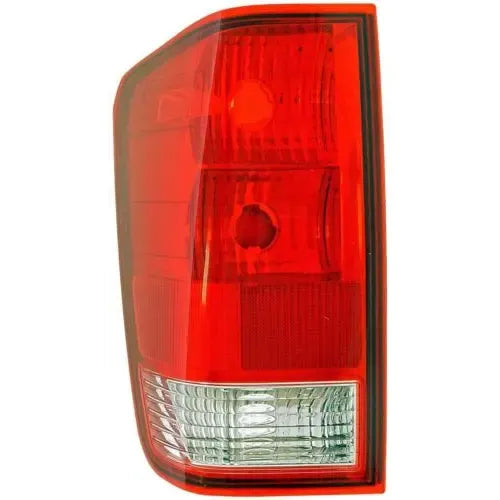 Foco Trasero Nissan Titan 5.6l 5552cc V8 04-14