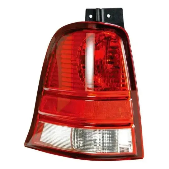 Foco Trasero Ford Freestar 3.9 04-06
