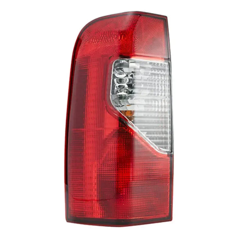 Foco Tras Izq Nissan Xterra 2.4l 2389cc L4 00-01