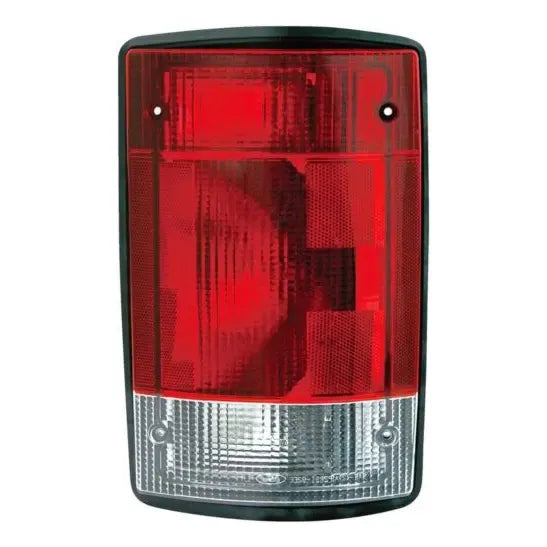 Foco Trasero Ford E-450 Super Duty 5.4l 330cu. In. V8 04-06