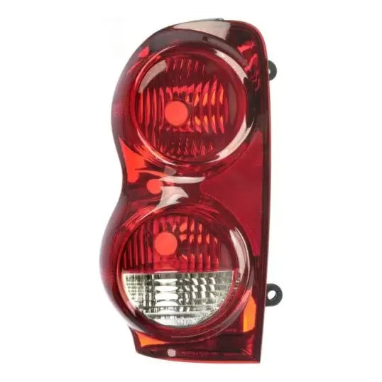 Foco Trasero Dodge Durango 4.7l 285cu. In. V8 04-06