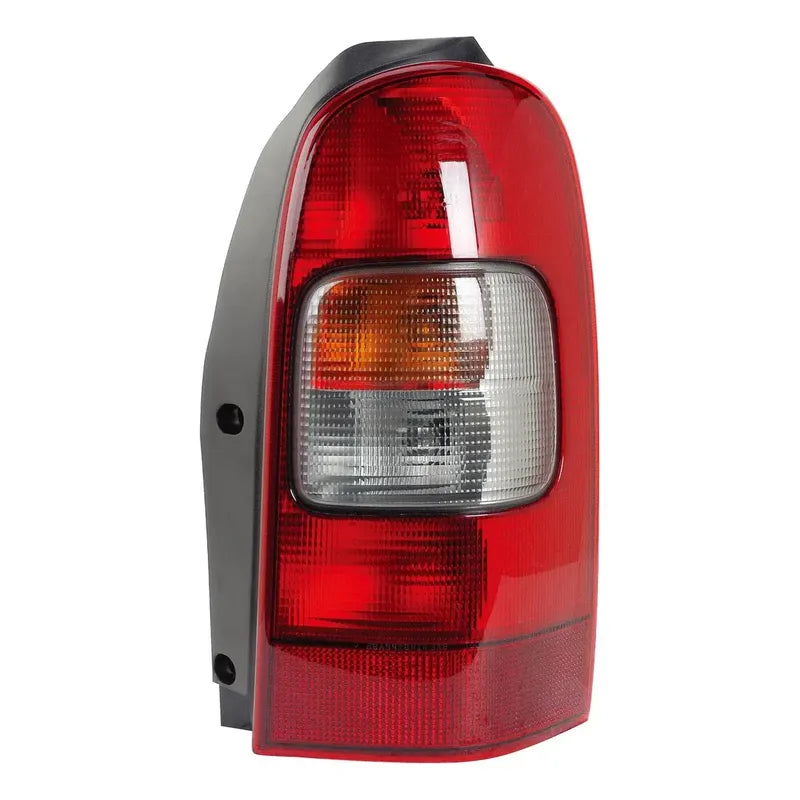 Foco Trasero Chevrolet Venture 3.4 V6 97-01